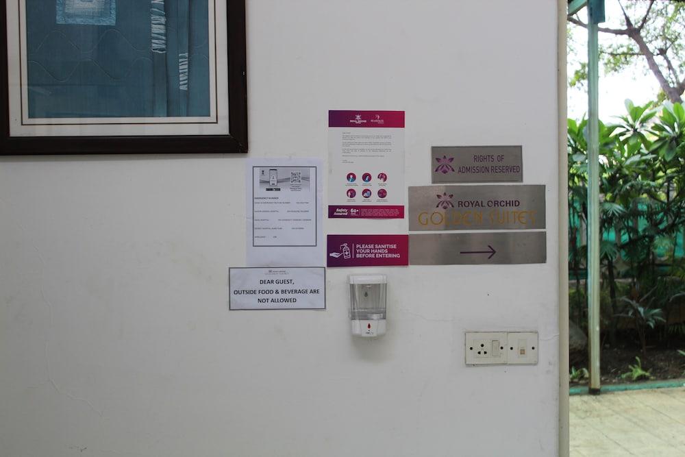 Royal Orchid Golden Suites Pune Eksteriør bilde