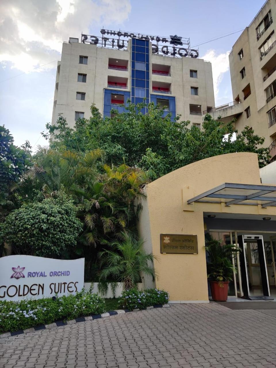 Royal Orchid Golden Suites Pune Eksteriør bilde